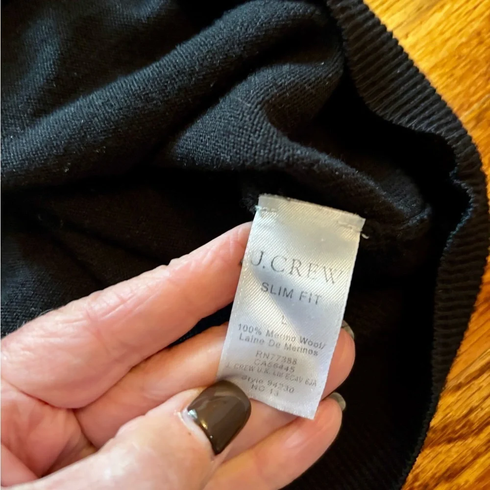 J. Crew Men's Classic Black Crewneck Sweater - Large - Slim Fit - Merino Wool